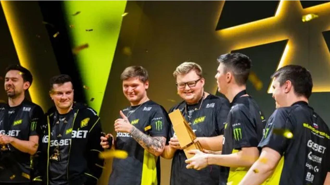 通过迅速的 通过迅速的