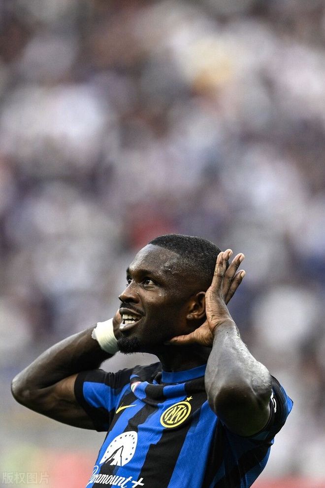 更是年轻一 更是年轻一