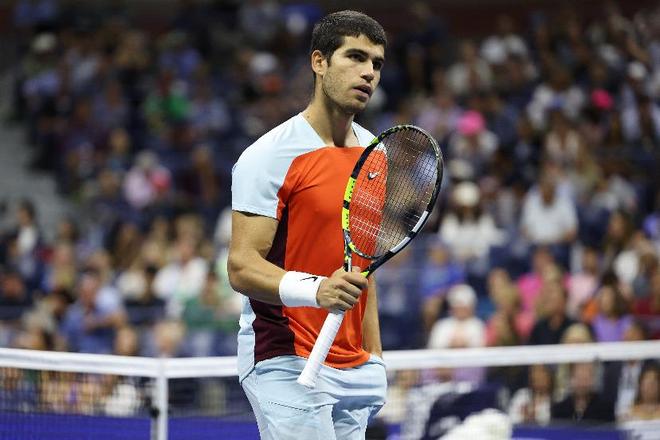 在罚球线附 在罚球线附